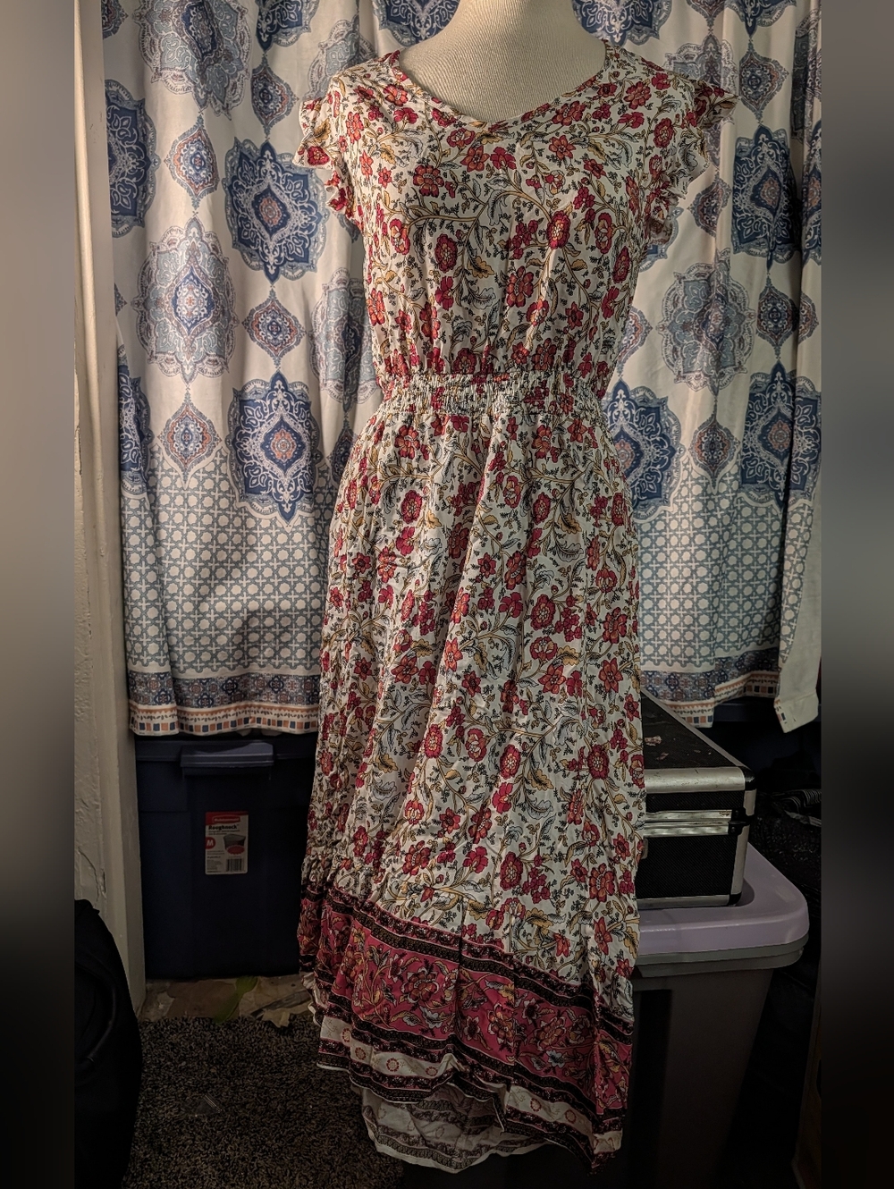 cream floral ruffle sleeve midi dress size S | gathered waist boho cottagecore
